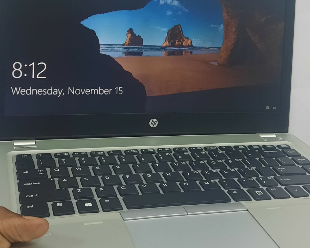 HP FOLIO 9480M thumbnail 4