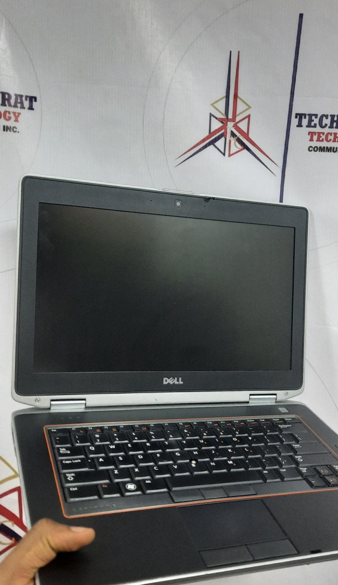 DELL LATITUDE E6420 thumbnail 2