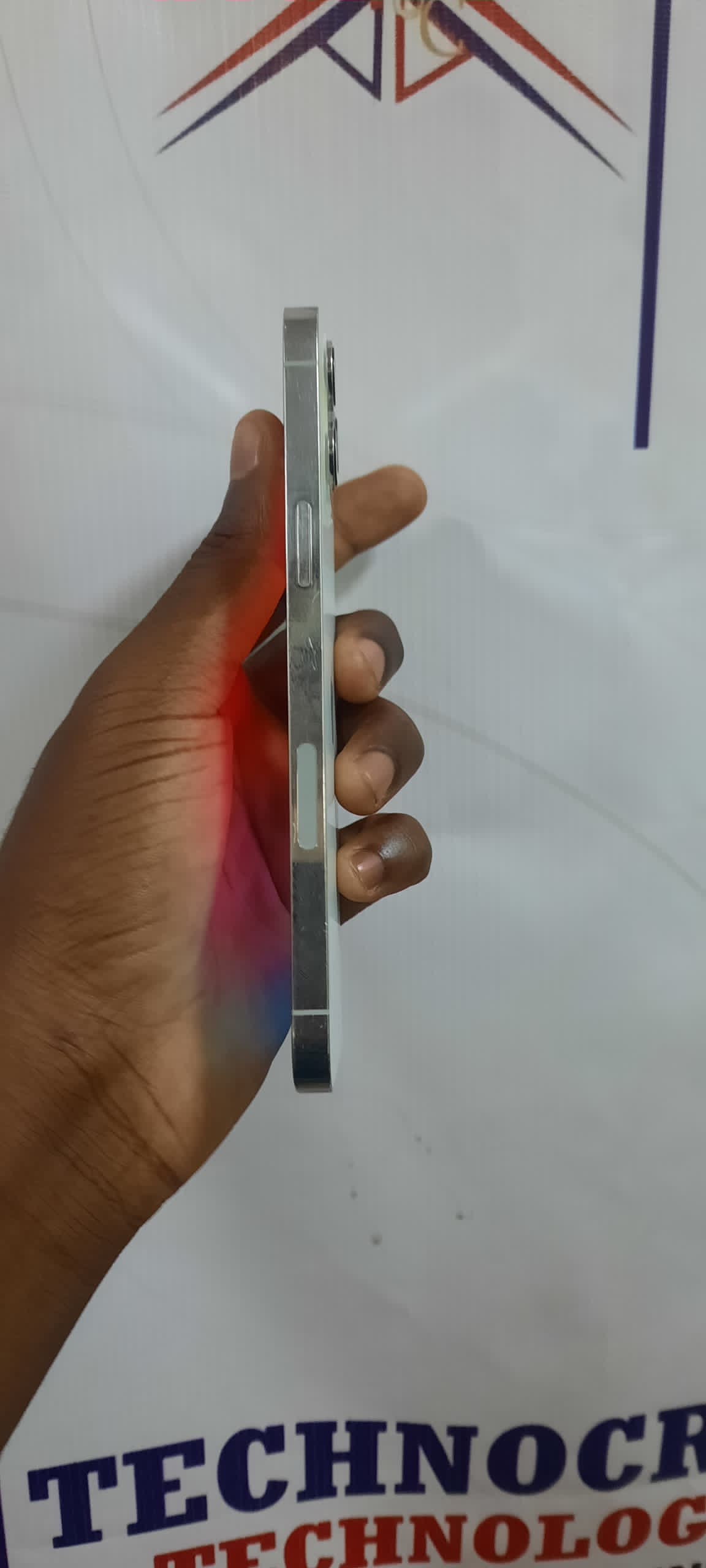Iphone 12 ProMAX thumbnail 4