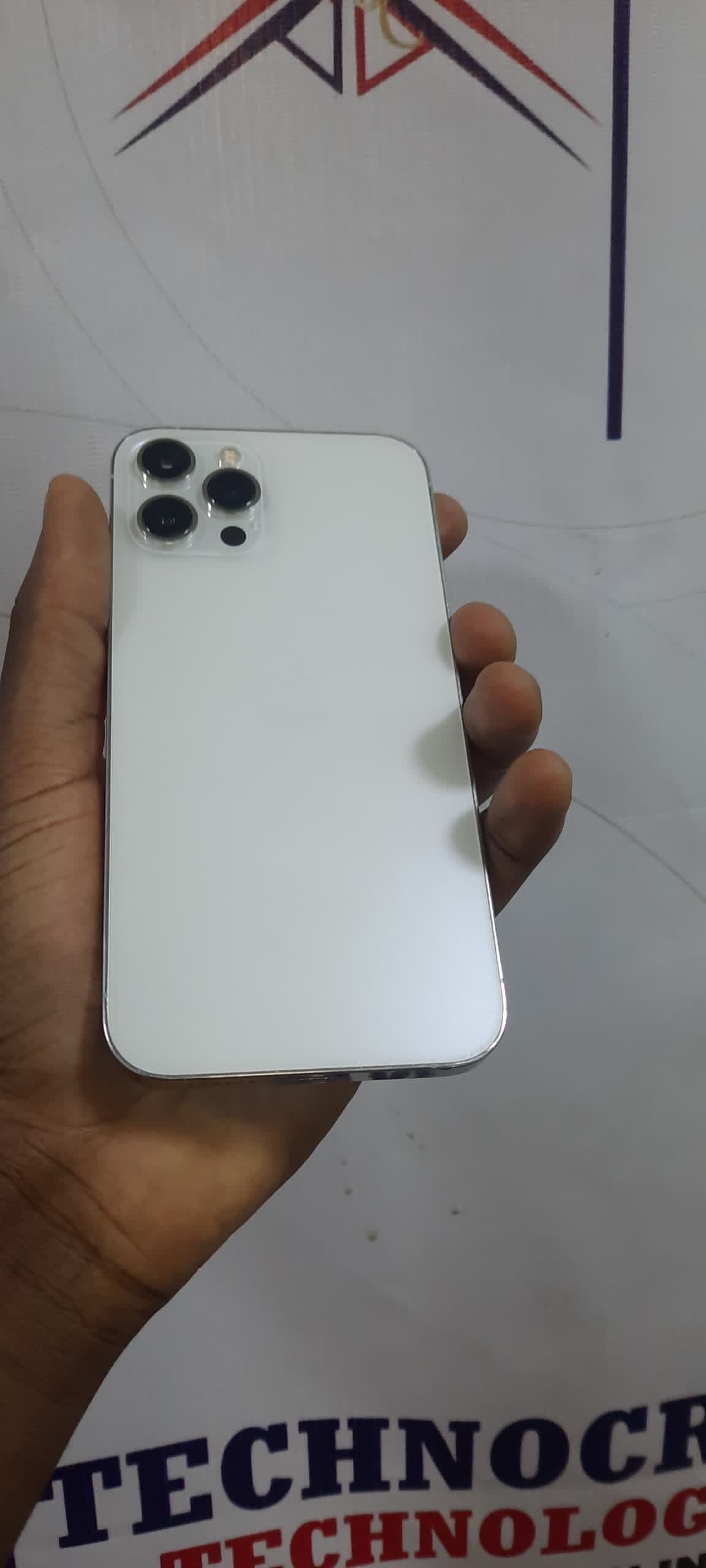 Iphone 12 ProMAX thumbnail 2