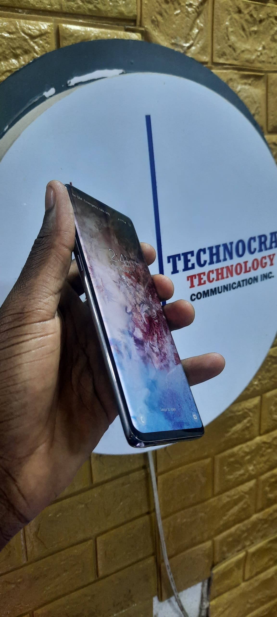 Samsung Galaxy S10 thumbnail 3