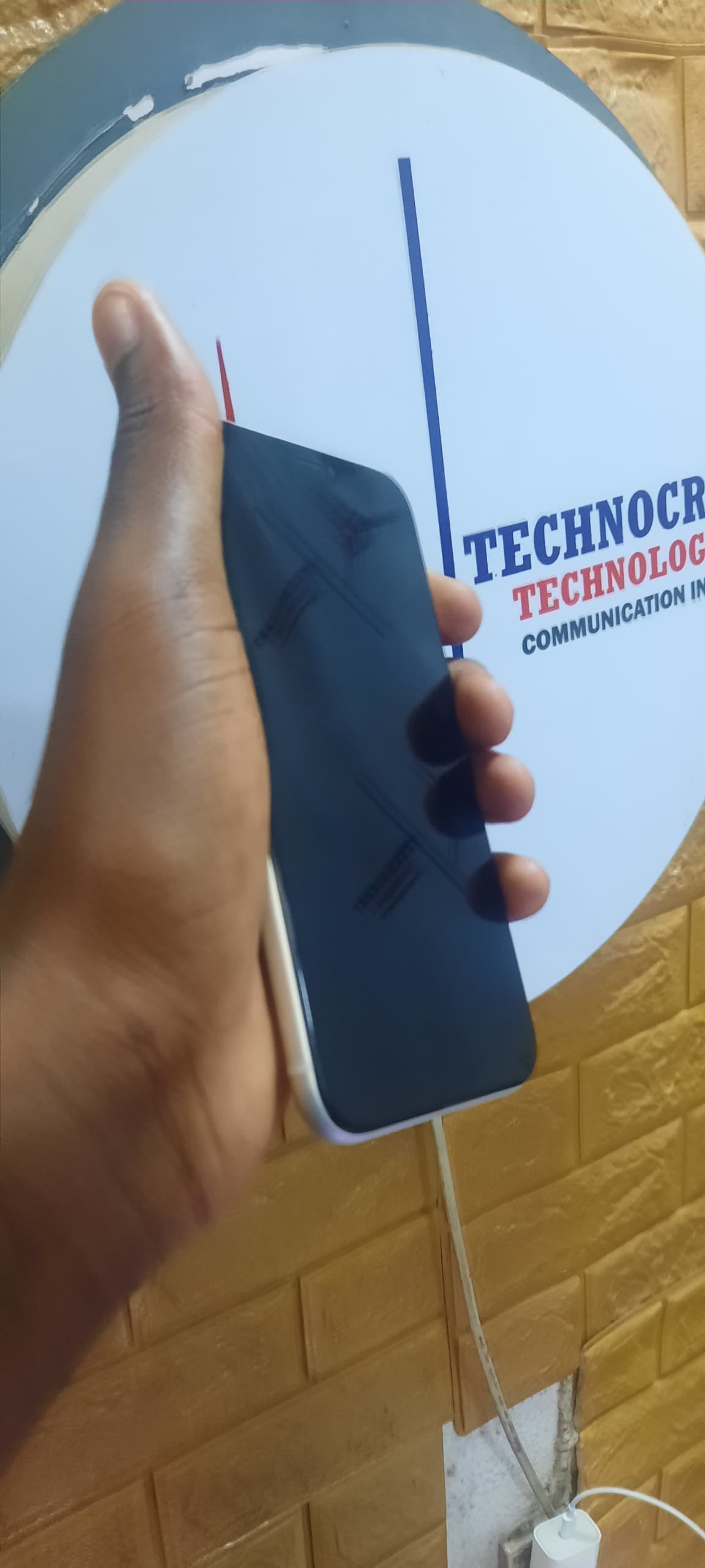 Iphone Xr thumbnail 3