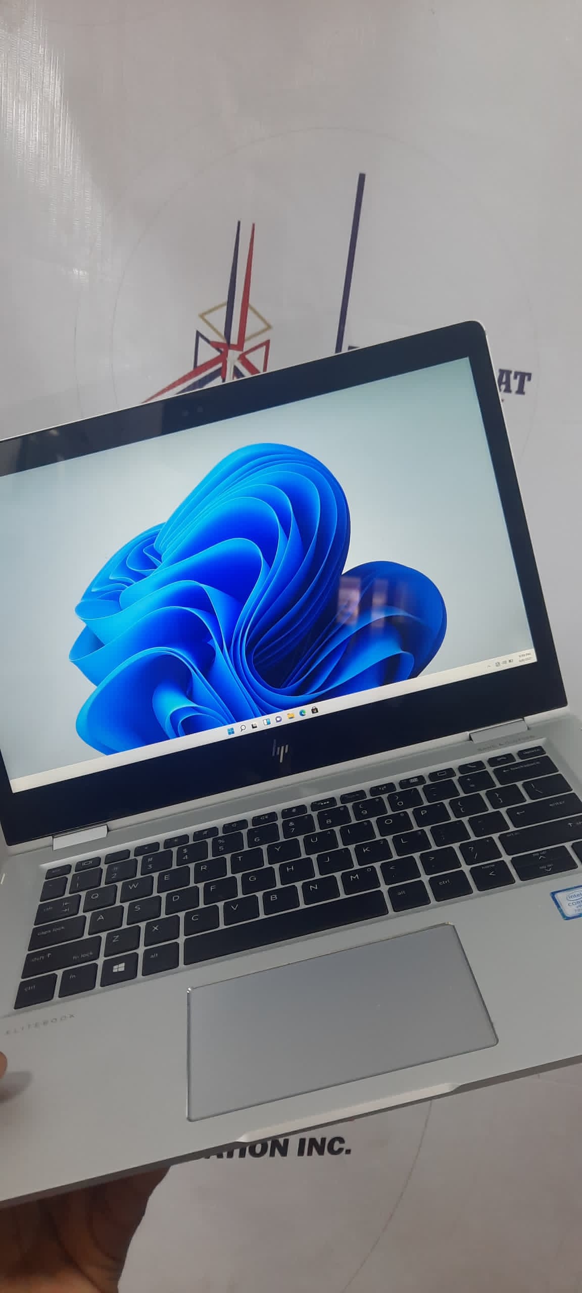 HP Elitebook x360 1030 G2 thumbnail 4