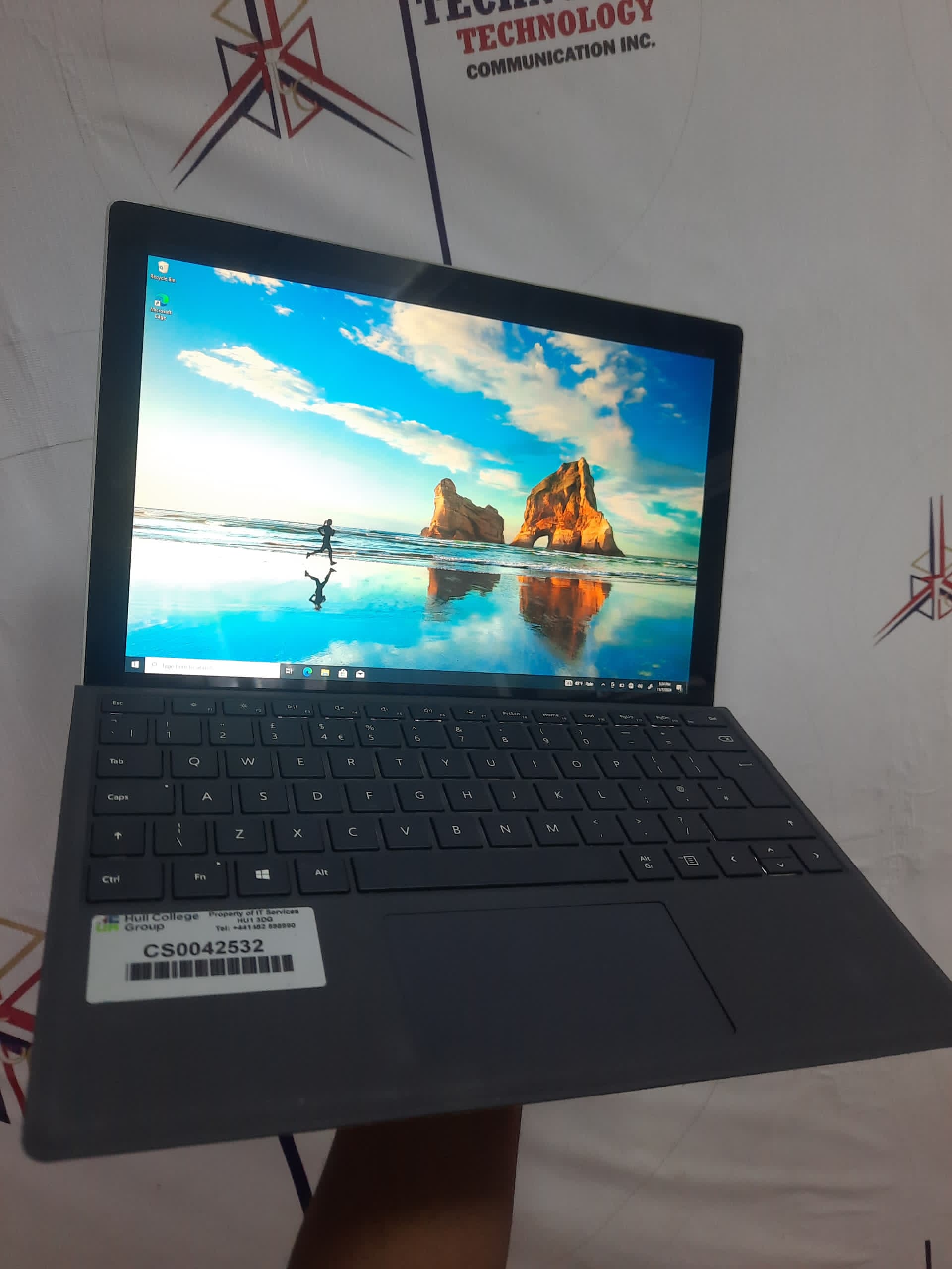 Microsoft Surface Pro 5 thumbnail 4