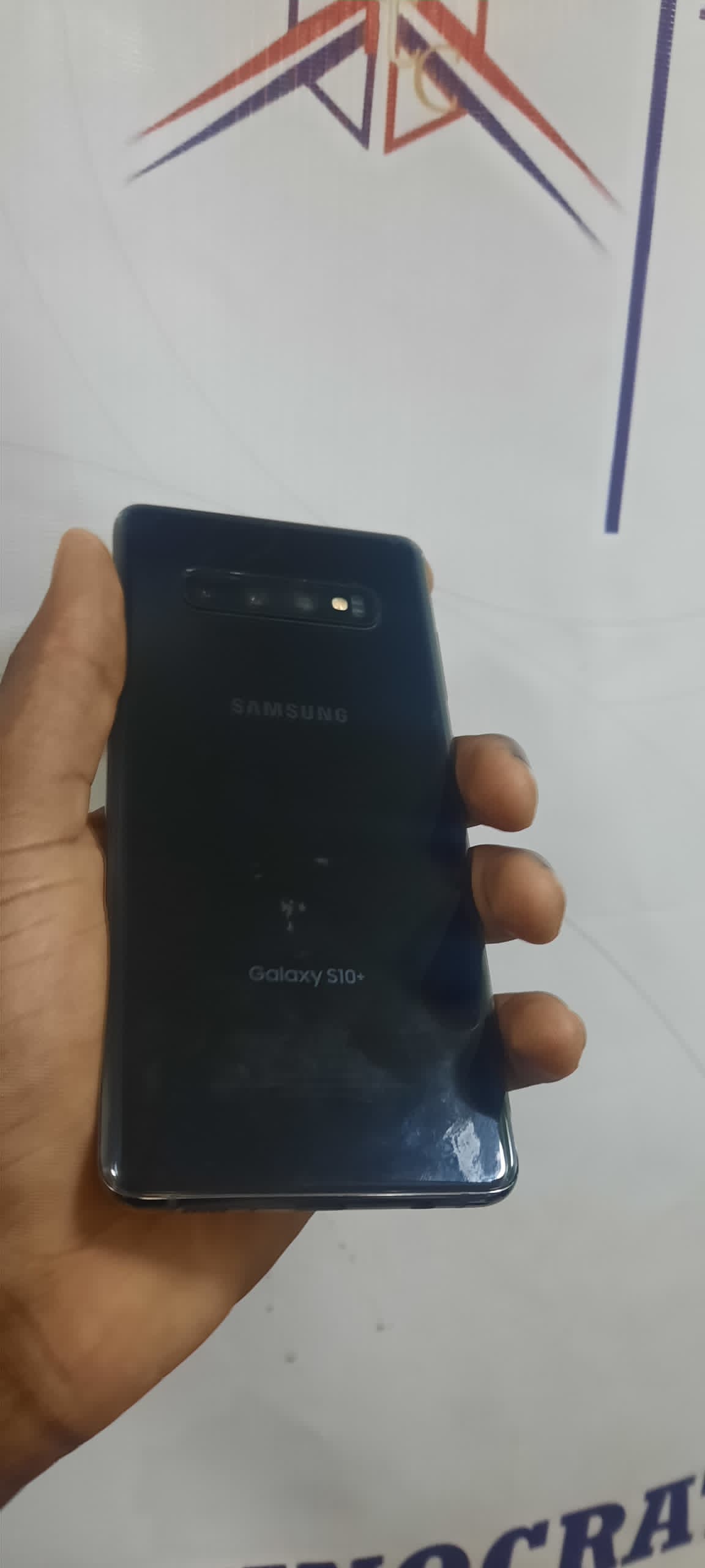 Samsung S10+ thumbnail 3