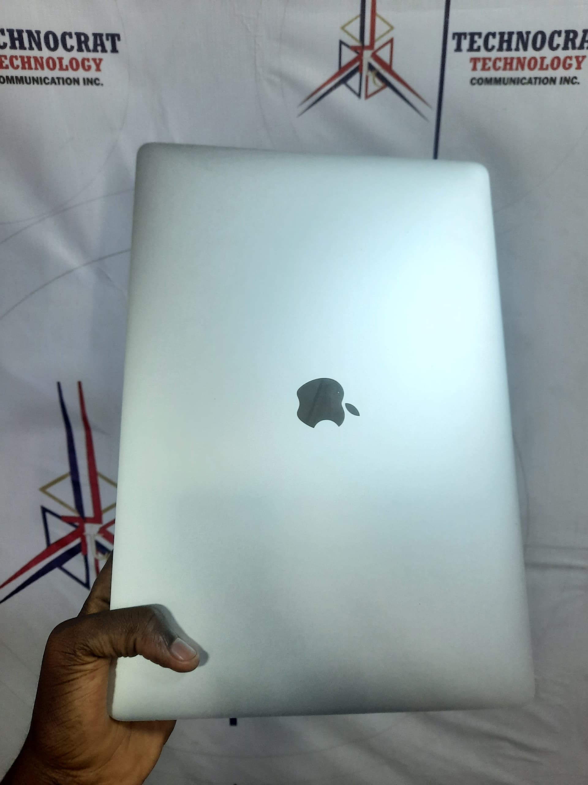 MacBook Pro 2017 TouchBar thumbnail 6