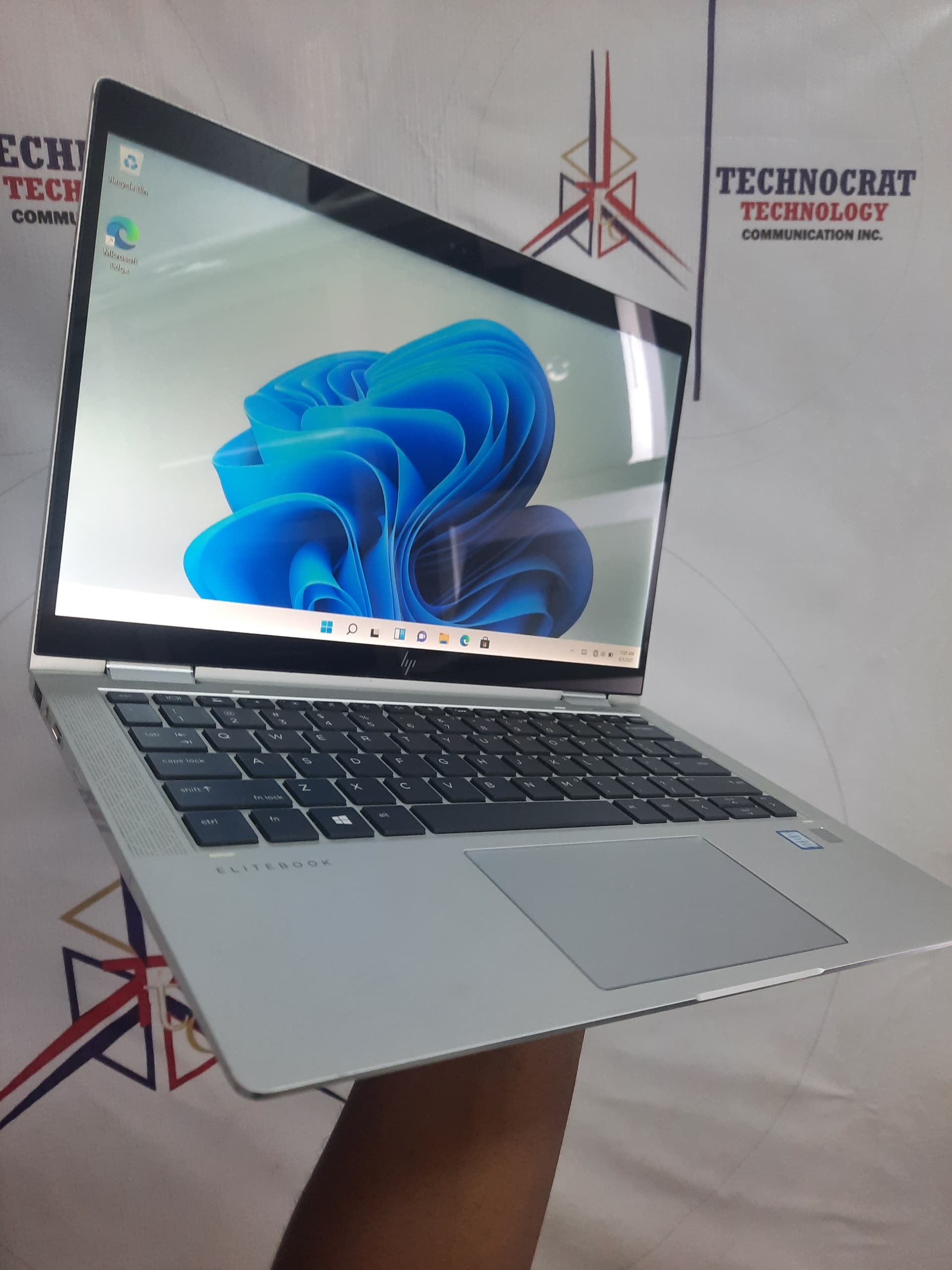 Hp EliteBook x360 1030 G3 thumbnail 3