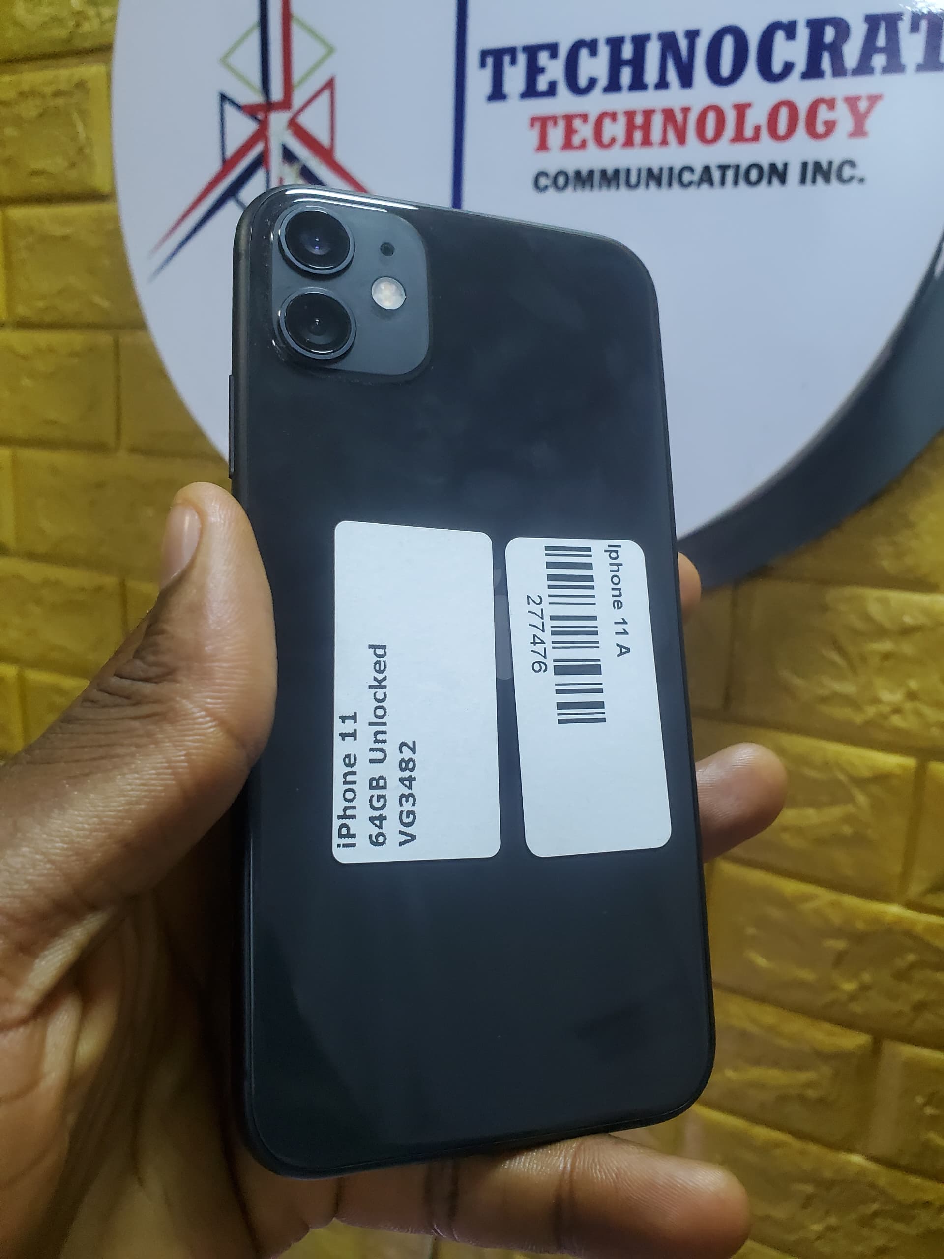 iPhone 11