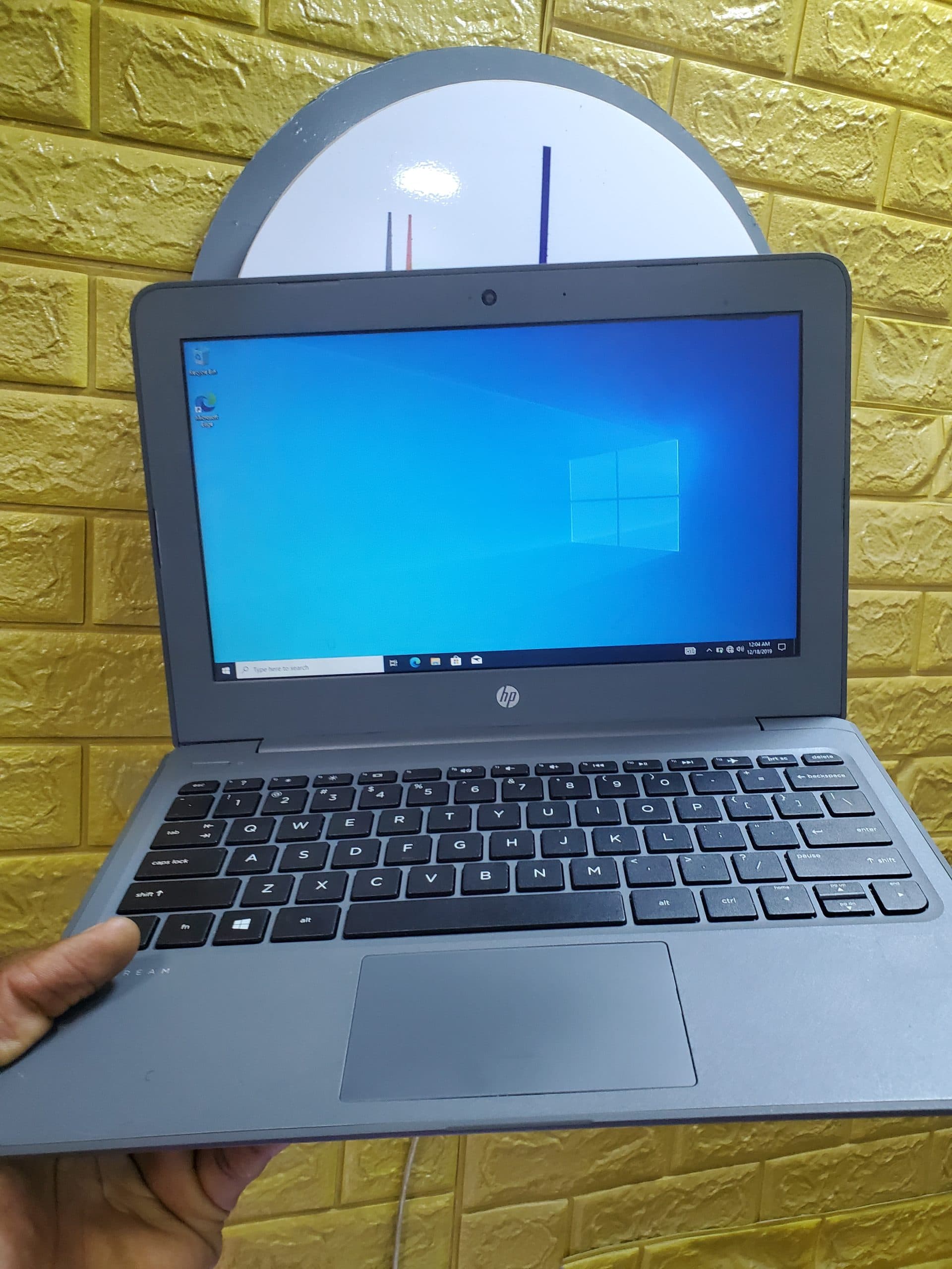 HP STREAM