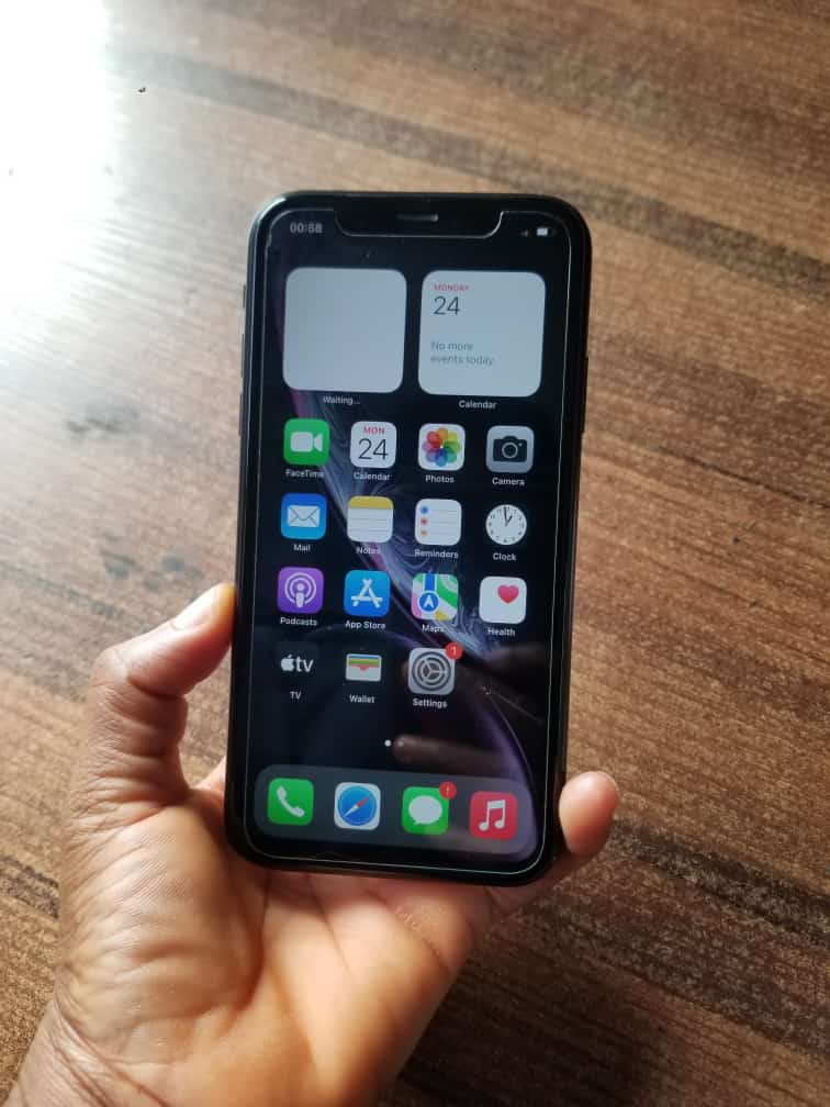 iPhone XR