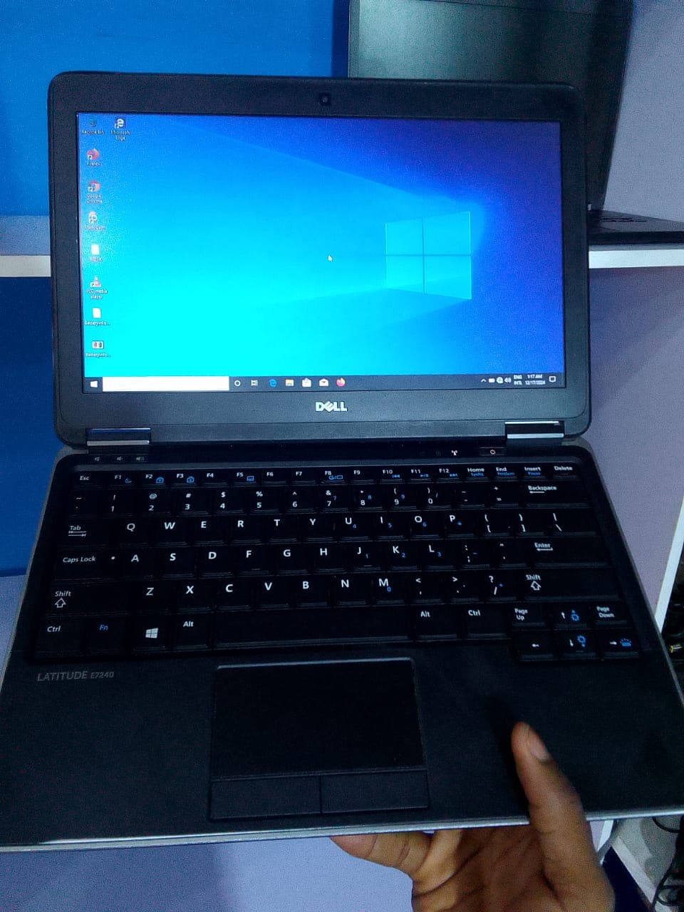 Dell Latitude E7240