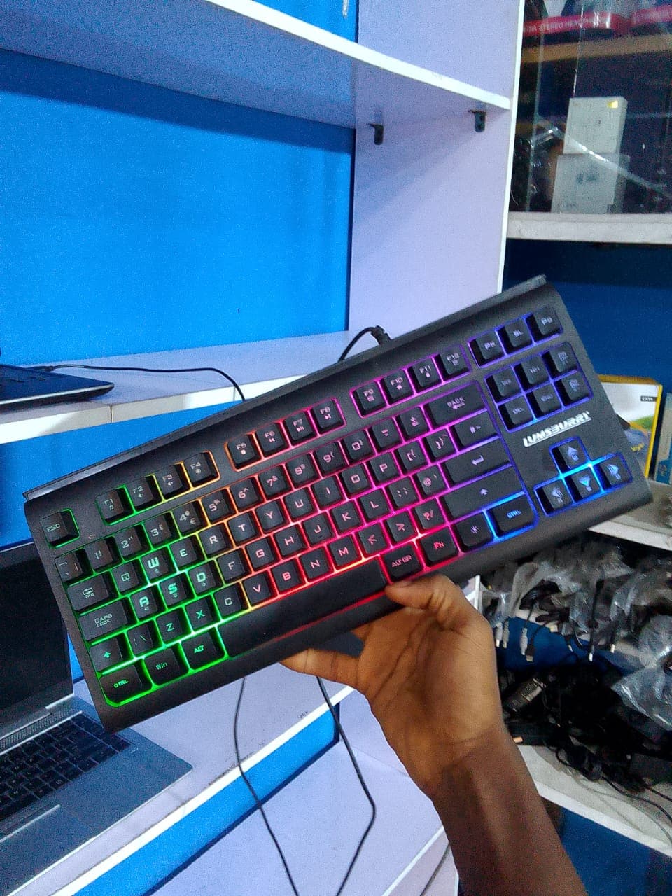 LUMSBURRY WIRED GAMING KEYBOARD