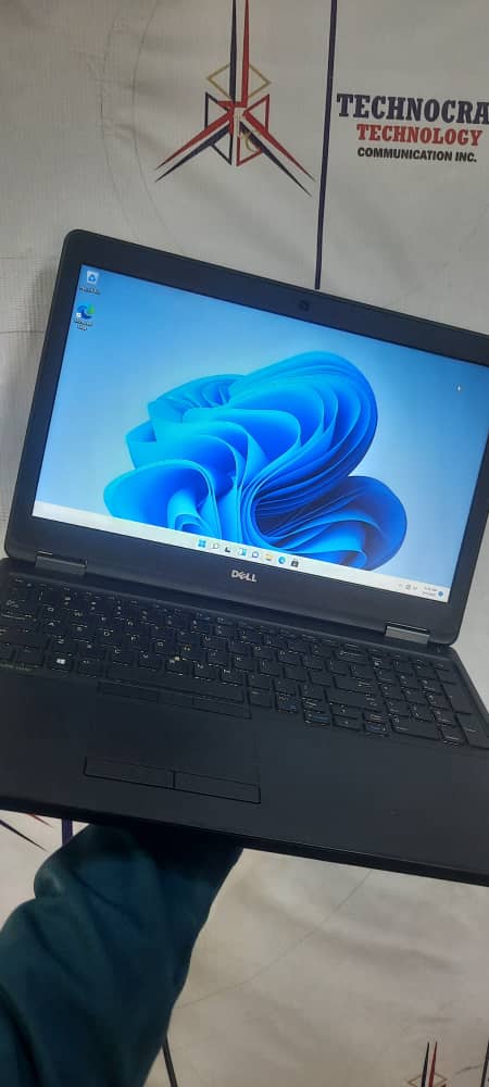 Dell Latitude E5550
