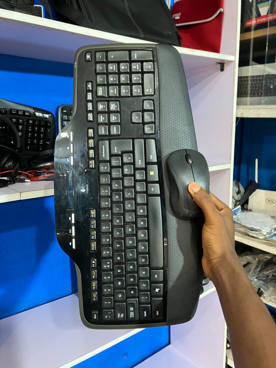 Logitech Wireless Keyboard MK700 & Mouse